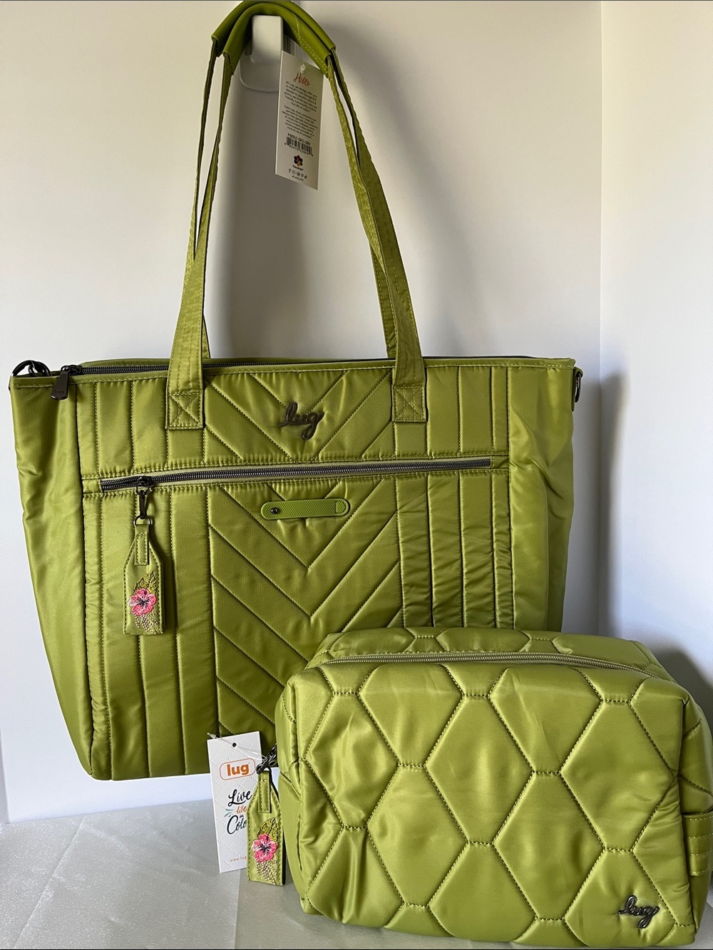 LUG - Paddle Carry-All Tote and Bumper Combo in Grass Green (Total Retail $170)